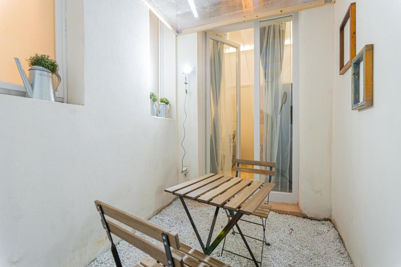 Downtown Studio Flat In Budapest, Mona Exterior foto